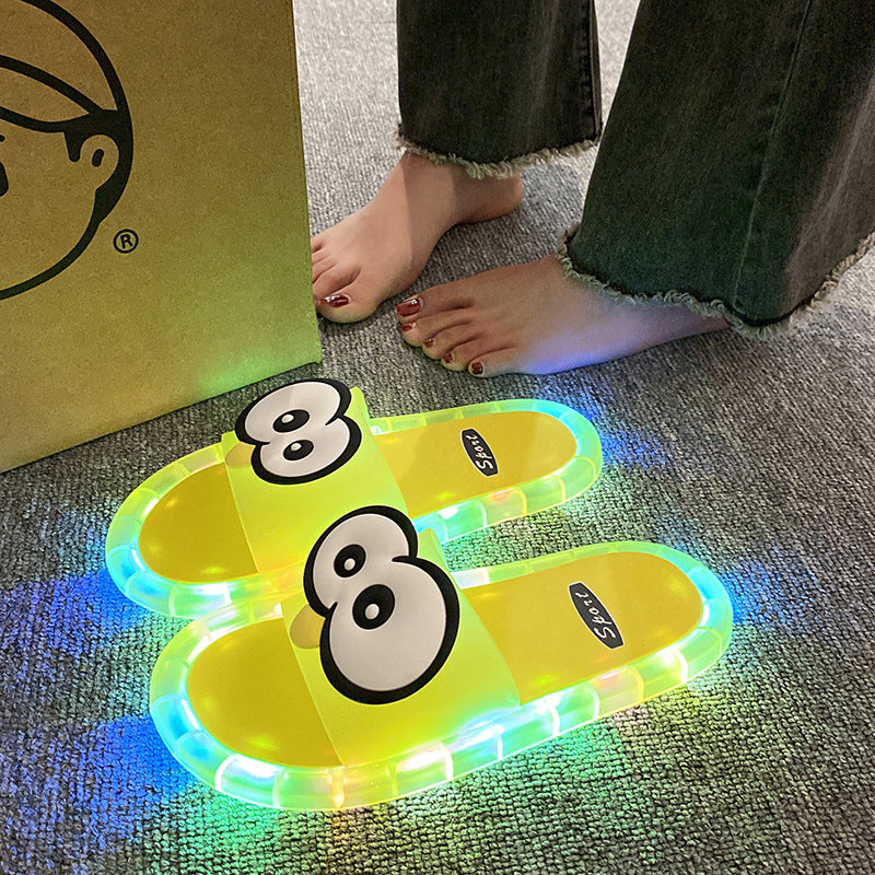 Primepetal™👣👣Cute slippers with cartoon motifs that glow