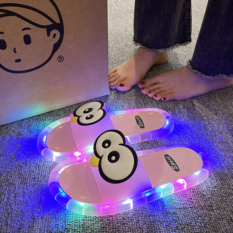 Primepetal™👣👣Cute slippers with cartoon motifs that glow